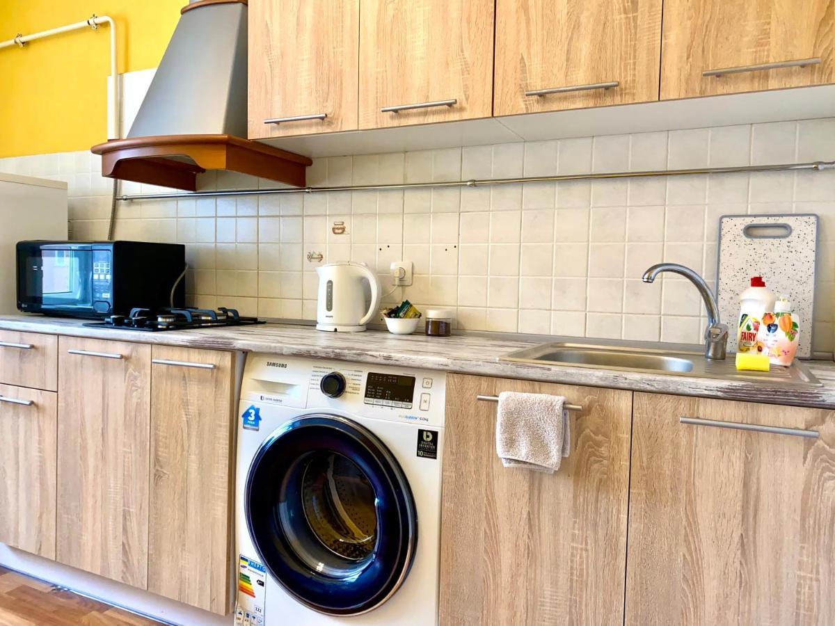 Apartpoltava Центр Полтави, Простора Та Зручна Квартира Біля Пует, 2-Окремі Кімнати, Звітна Документація Для Відрядження Екстериор снимка