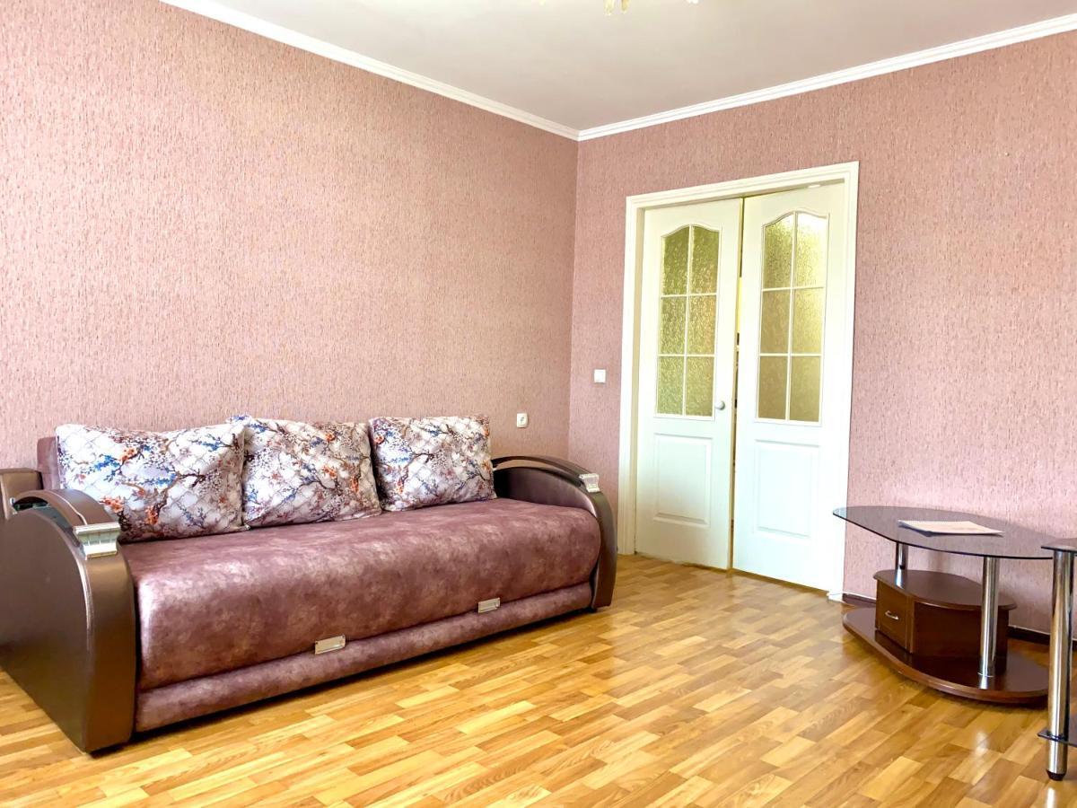 Apartpoltava Центр Полтави, Простора Та Зручна Квартира Біля Пует, 2-Окремі Кімнати, Звітна Документація Для Відрядження Екстериор снимка